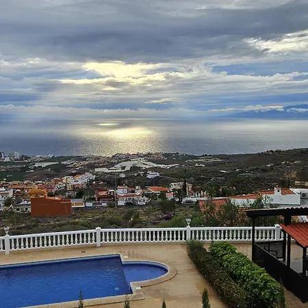 Tequila Villa Costa Adeje (Tenerife)