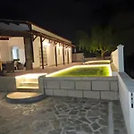 Tequila Villa Costa Adeje (Tenerife)